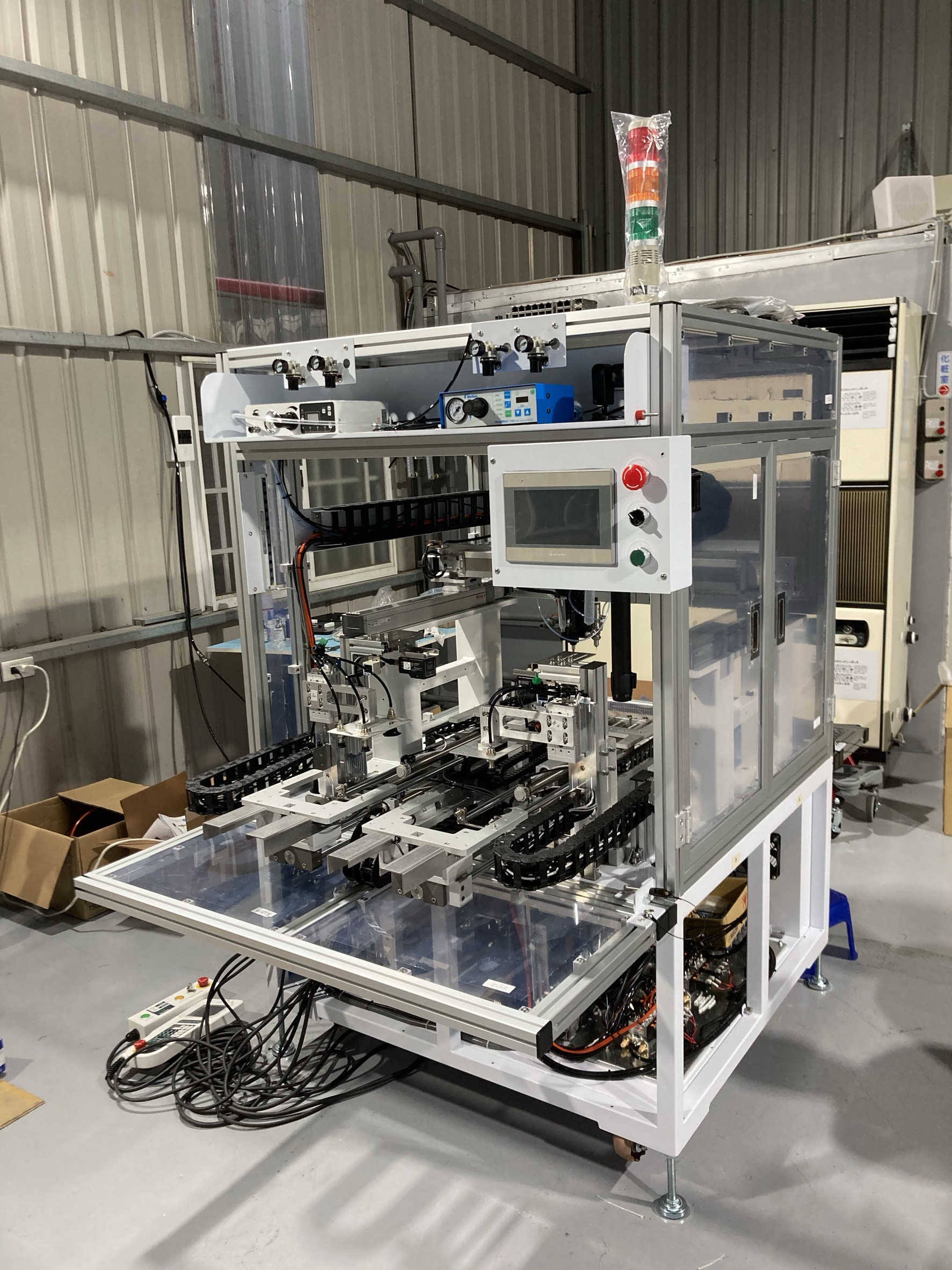 線上式點膠設備